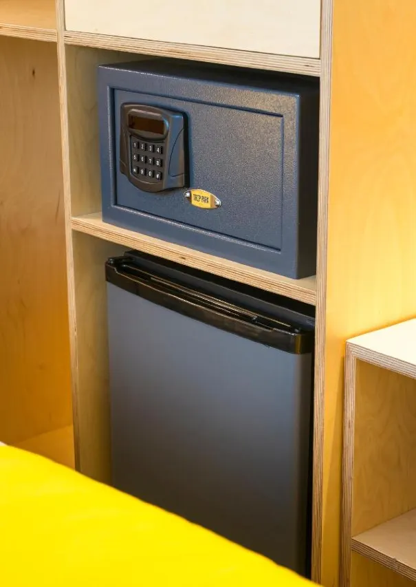 standard-twin-room-4